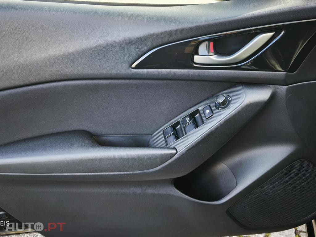 Mazda 3 1.5 Sky-G Evolve