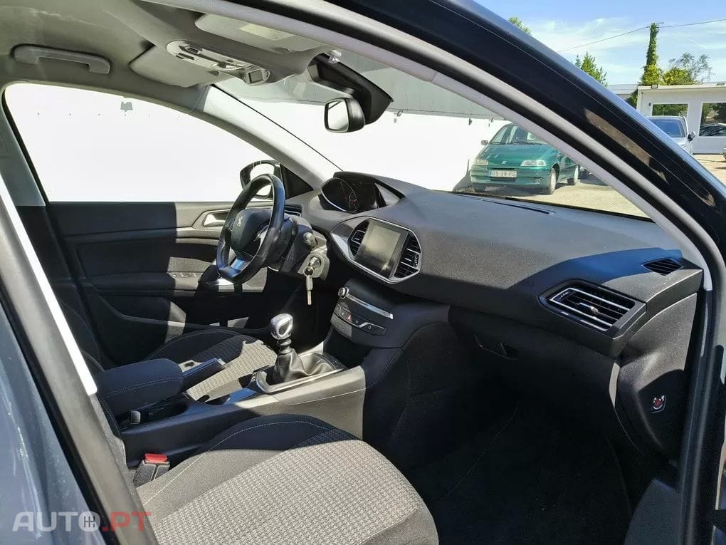 Peugeot 308 SW 1.6 BlueHDi Style