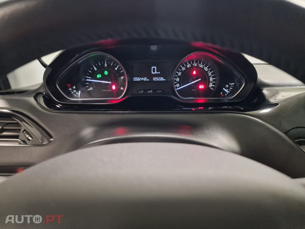 Peugeot 208 1.5 BLUEHDI 102CV SIGNATURE GPS CAMARA TRASEIRA