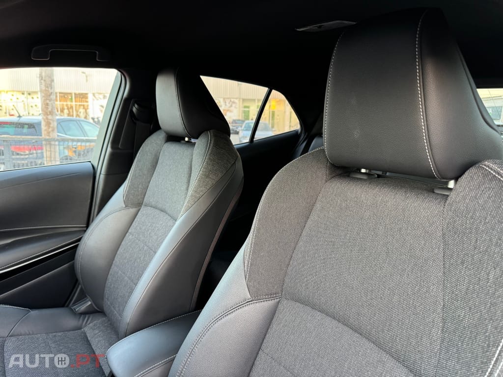 Toyota Corolla 1.8 Hybrid Comfort+P.Sport