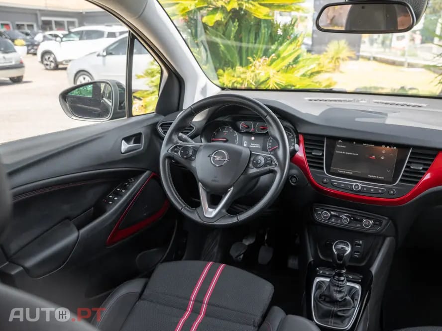 Opel Crossland 1.2 GS Line