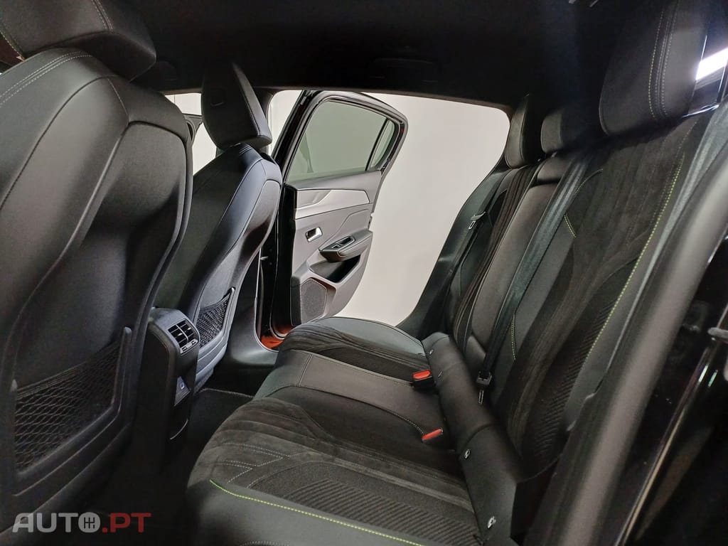 Peugeot 308 1.2 PureTech GT EAT8