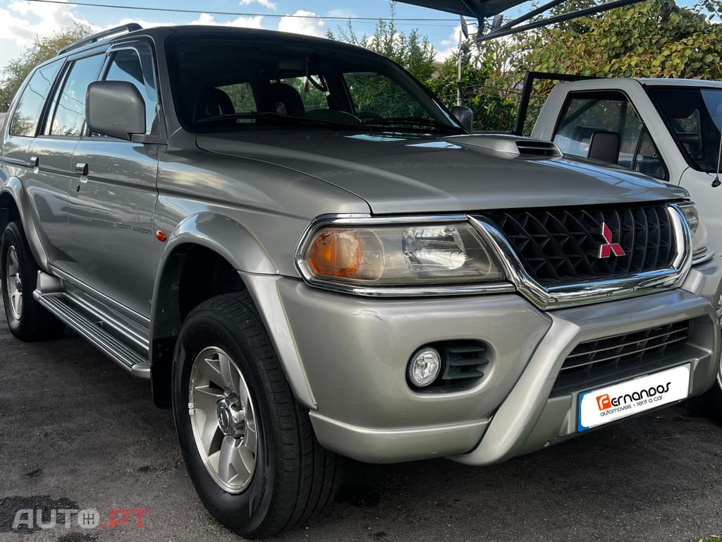 Mitsubishi Pajero Sport 2.5 GLS