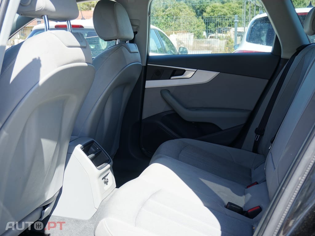 Audi A4 Avant 35 TDI Advanced S tronic