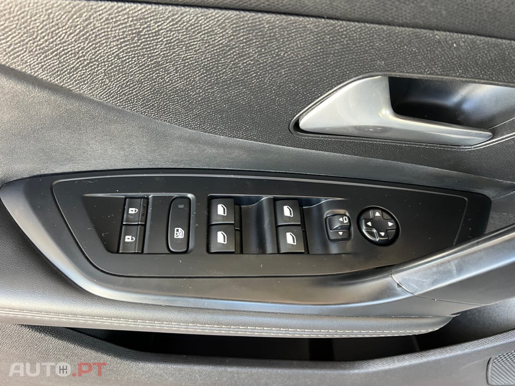 Peugeot 308 1.5 BlueHDi Allure Pack