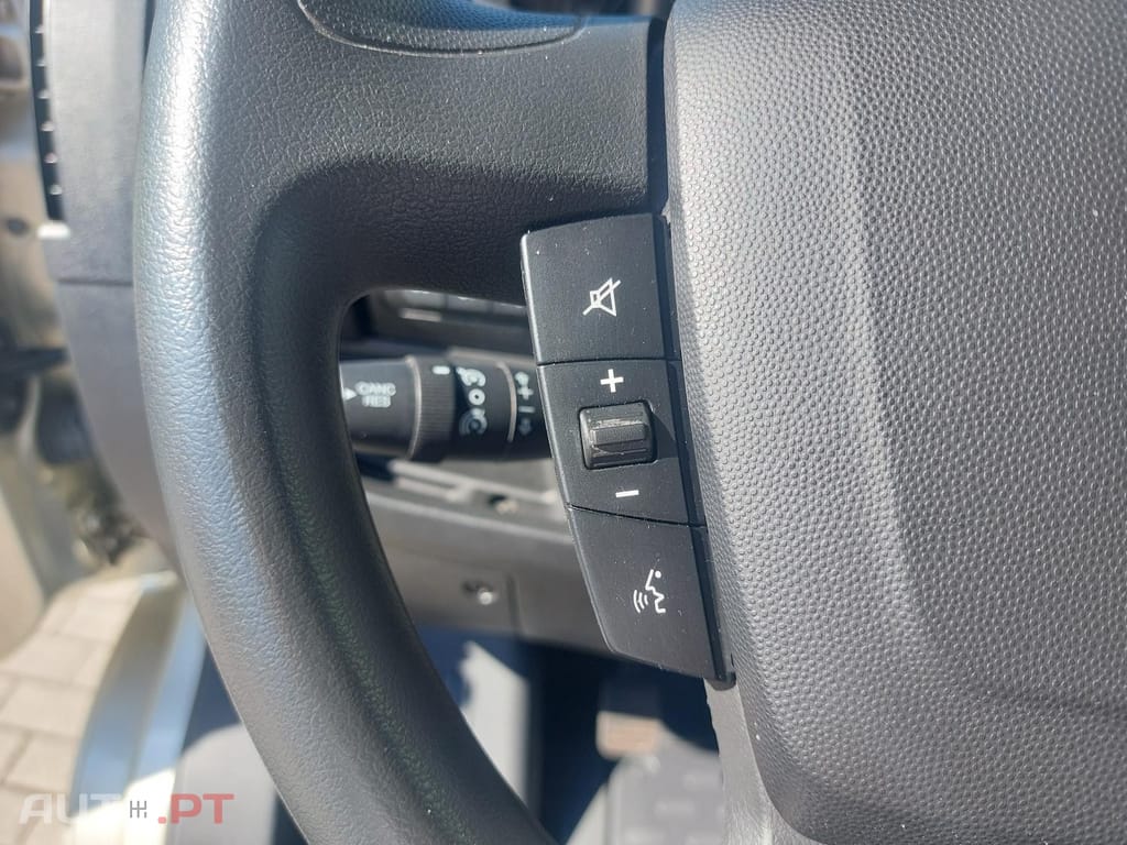 Peugeot Boxer 2.2 BlueHDi 330 L2H2 Premium - 140 cv - IVA Dedutível
