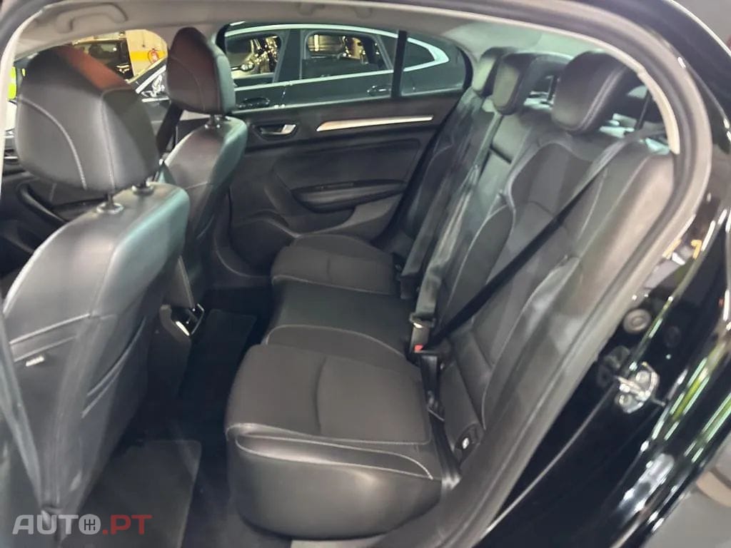 Renault Mégane 1.5 Blue dCi Intens