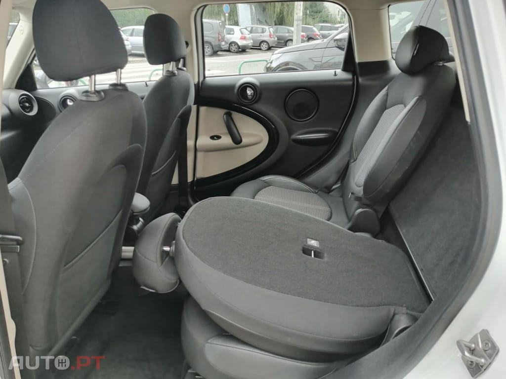 MINI Countryman One D