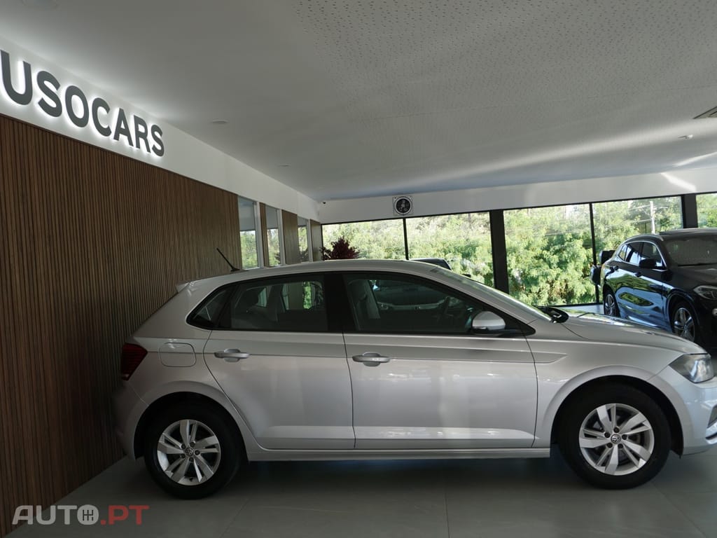 Volkswagen Polo 1.0 Confortline