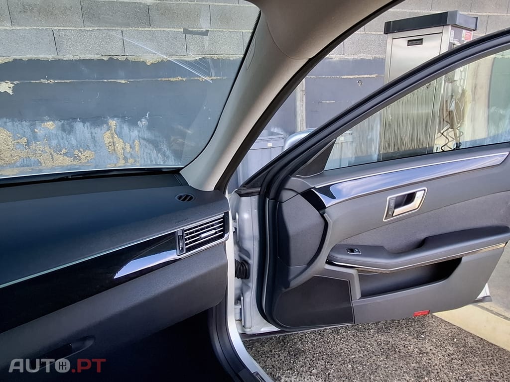 Mercedes-Benz E 220 Avangard