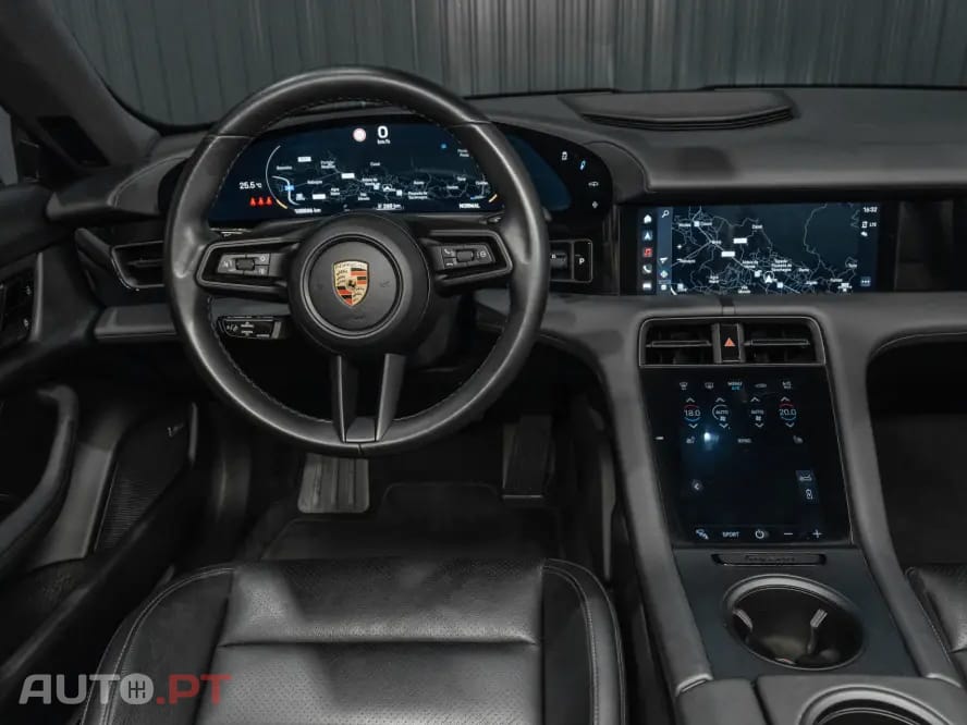 Porsche Taycan 4S