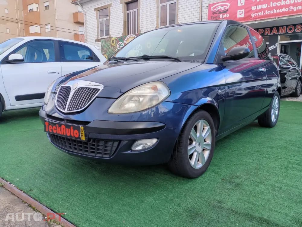 Lancia Ypsilon 1.2 16V Fashion