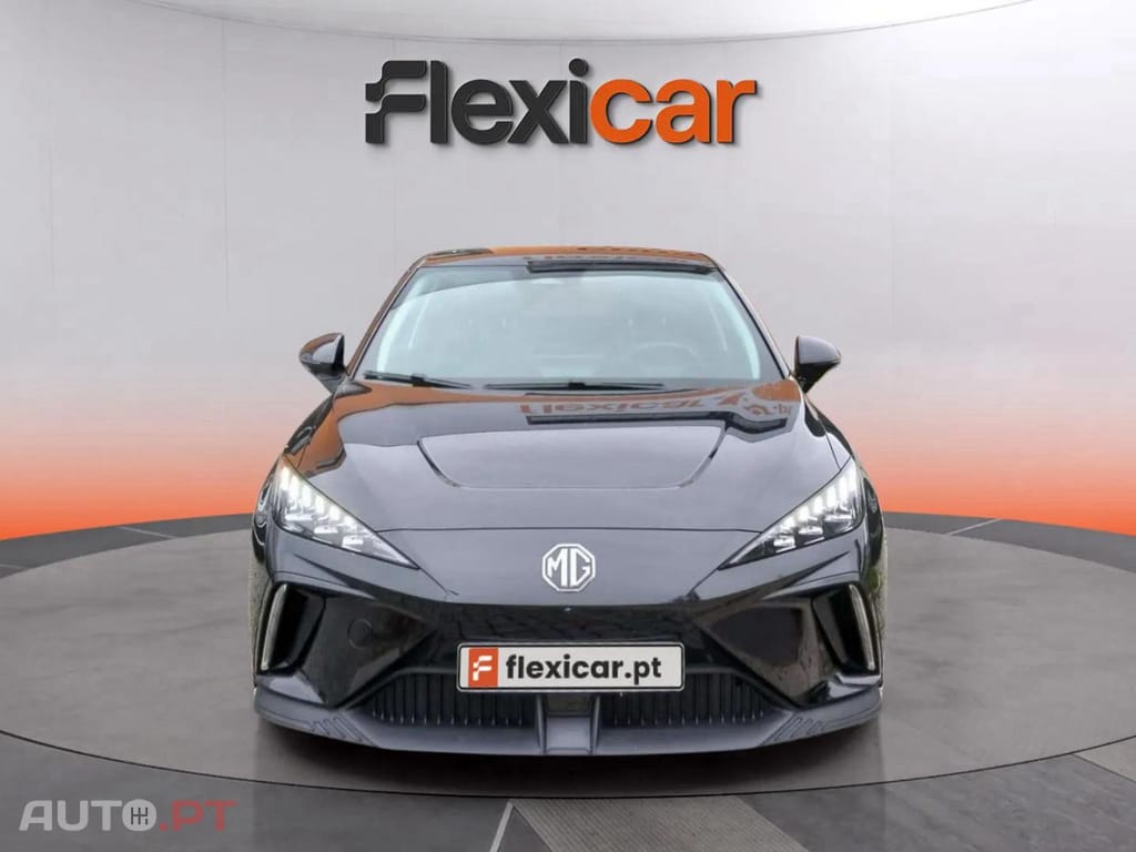 MG MG4 64 kWh Luxury