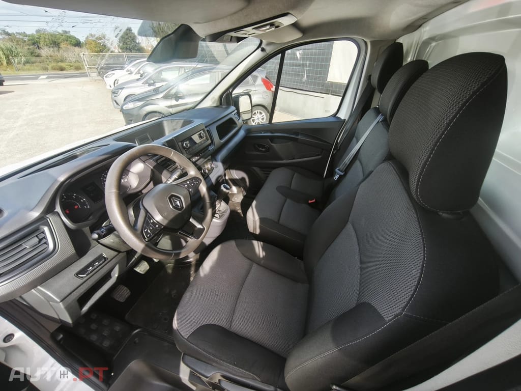 Renault Trafic 2.0 dCi L1H1