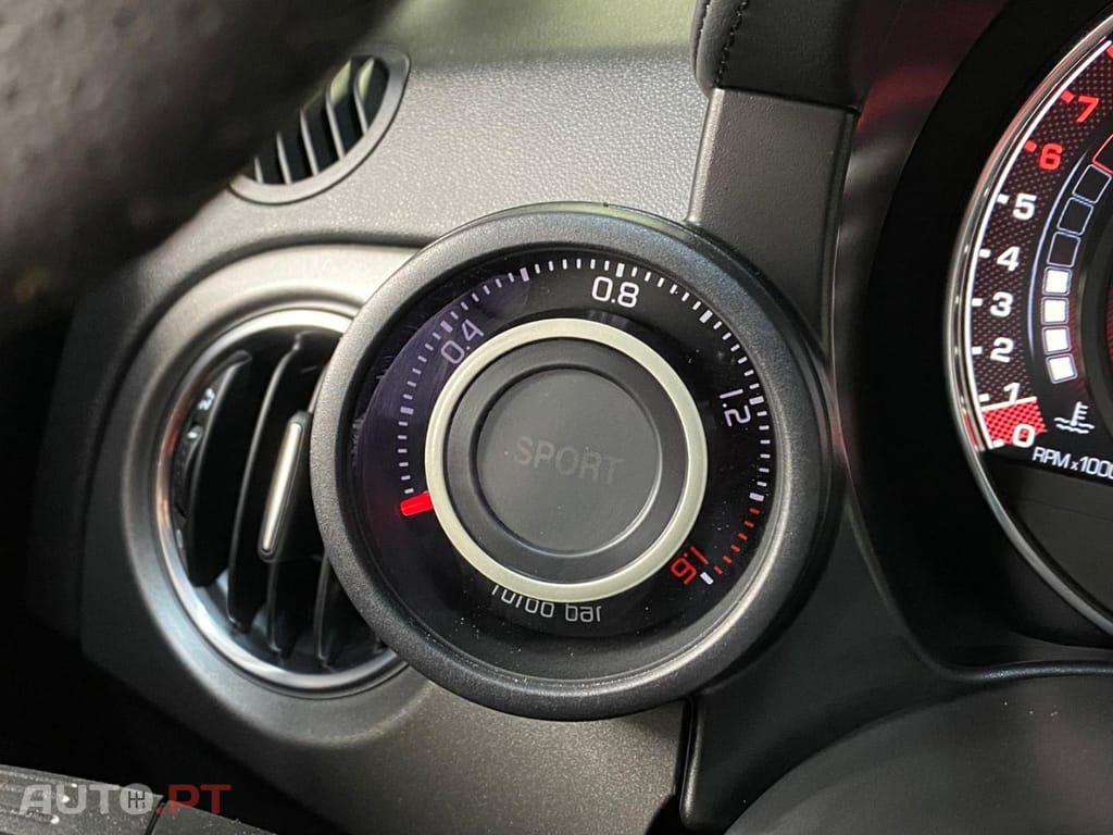 Abarth 500 595 1.4 16v T-JET 165CV