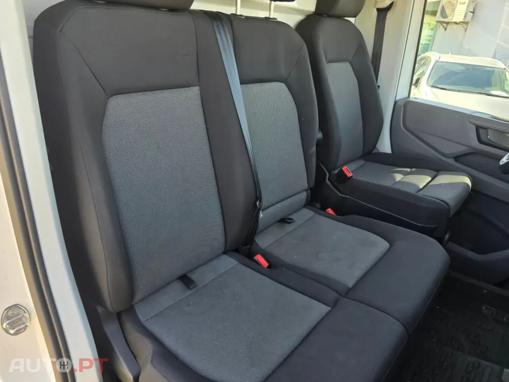 Volkswagen Crafter 35 2.0 TDI CD L3 Médio
