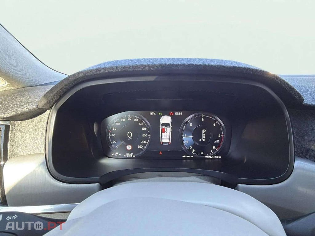 Volvo V90 2.0 D4 Momentum Plus Geartronic