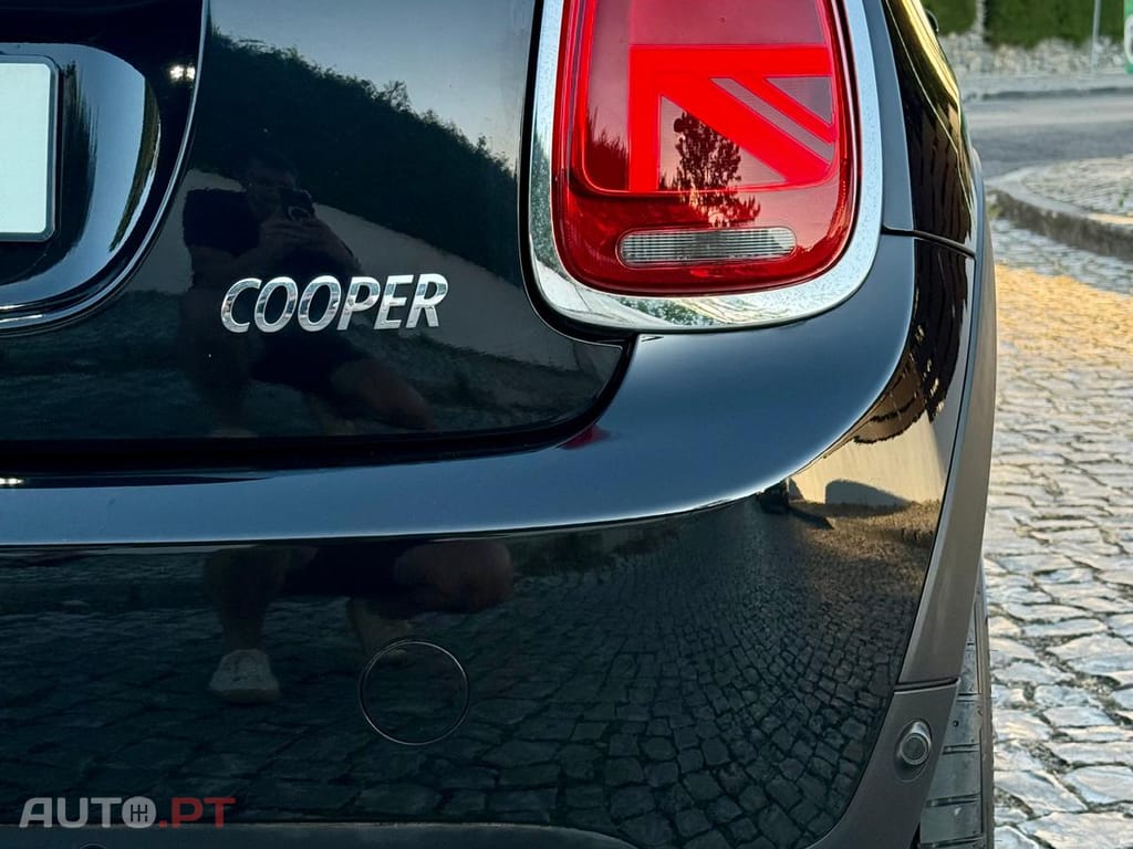 MINI Cooper LCI 3 Cilindros