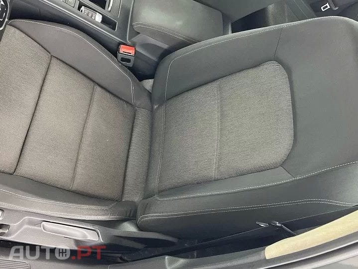 Volkswagen Passat 1.6 TDI Highline