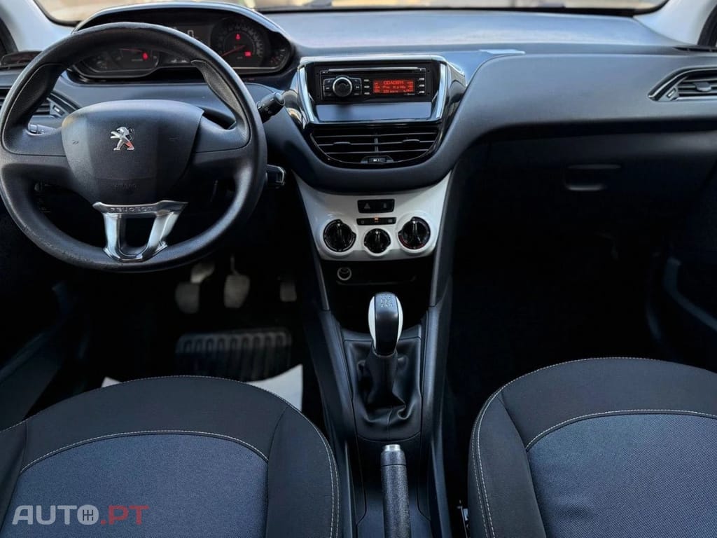 Peugeot 208 1.4 HDi SE Style