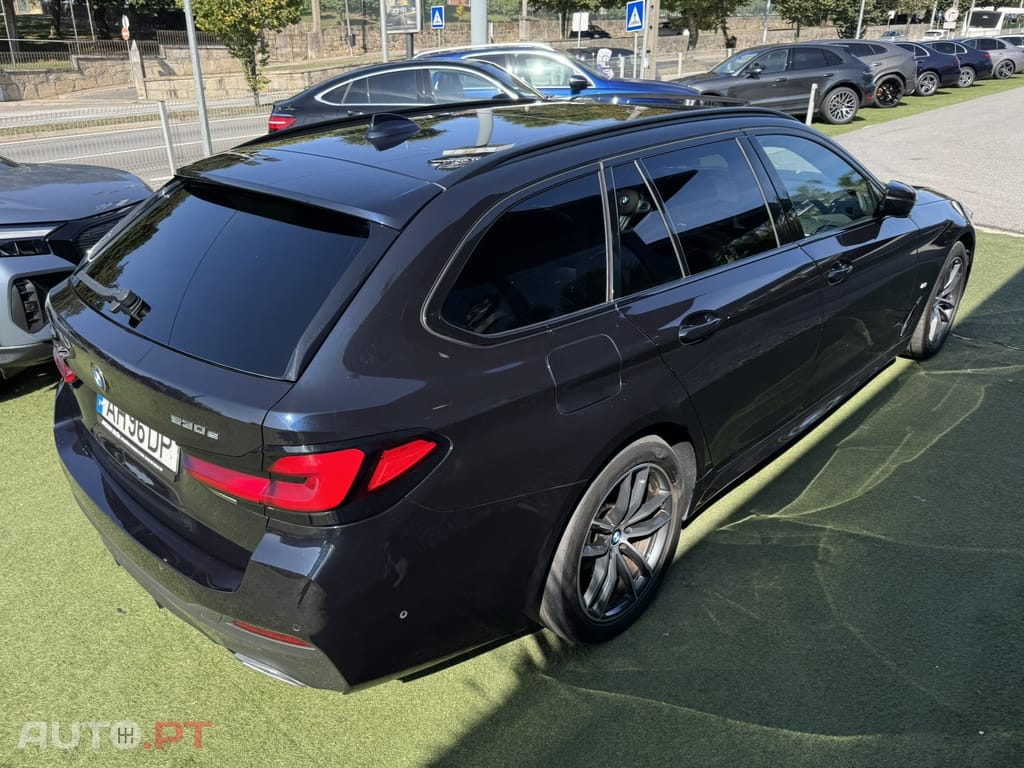 BMW 530 e Pack Desportivo M