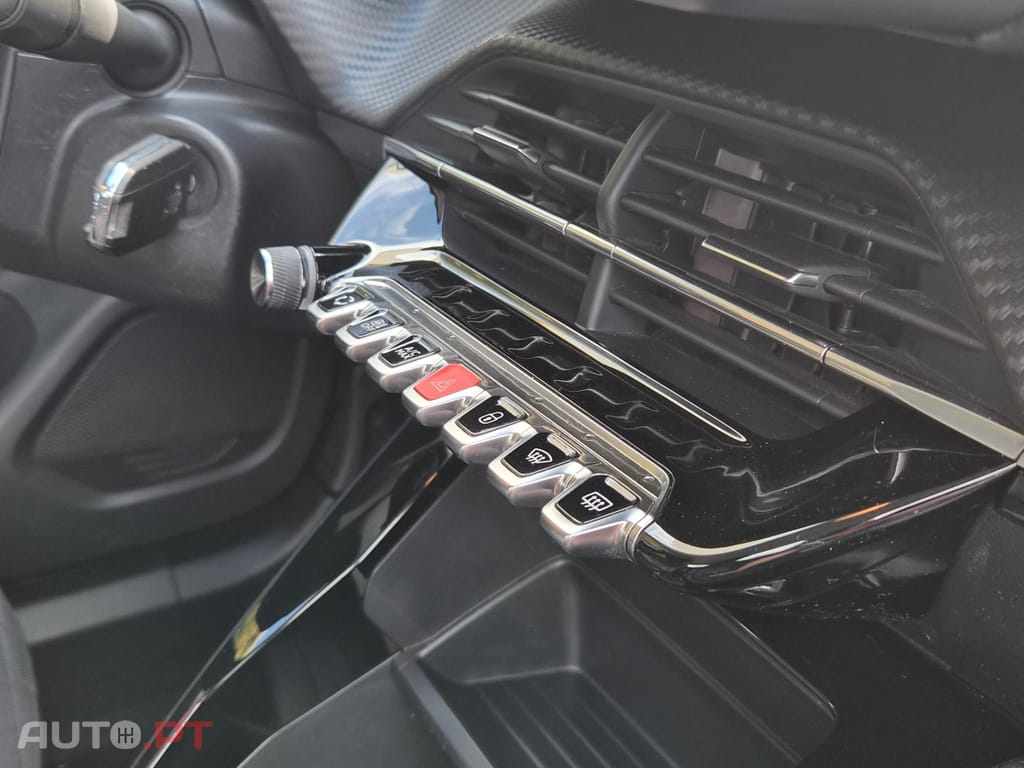 Peugeot 2008 1.2 Puretech