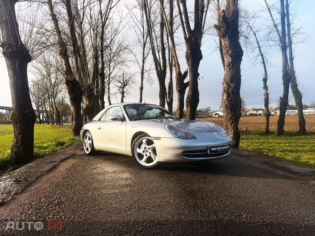 Porsche 911 Carrera 4 Cabrio