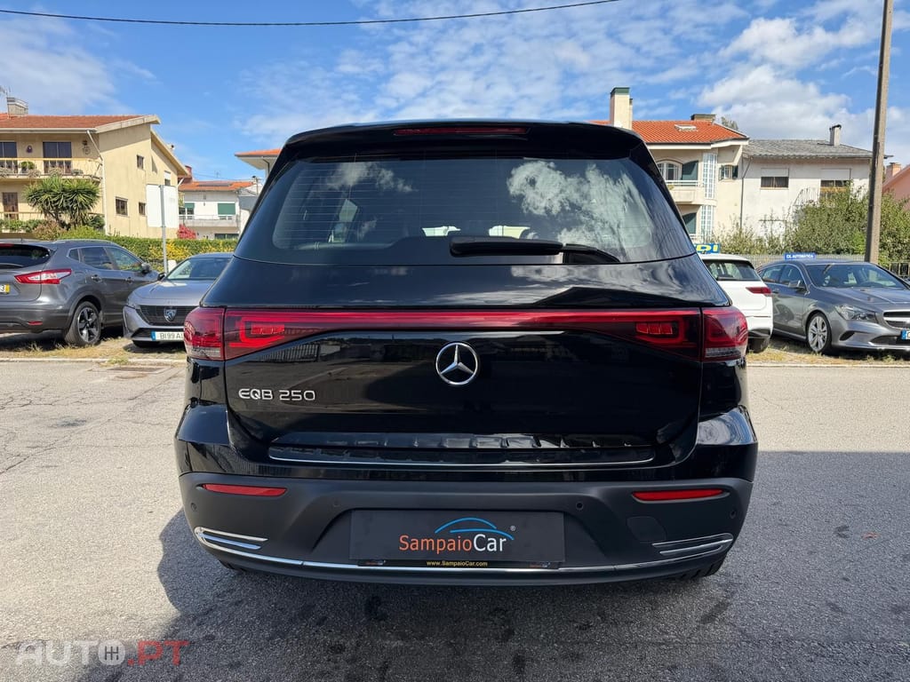 Mercedes-Benz EQB 250 Progressive