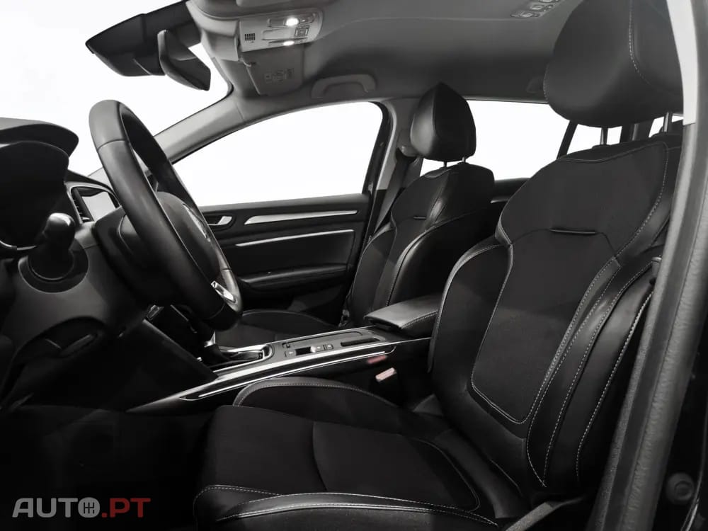 Renault Mégane Sport Tourer 1.6 E-Tech Plug-In Hybrid Equilibre