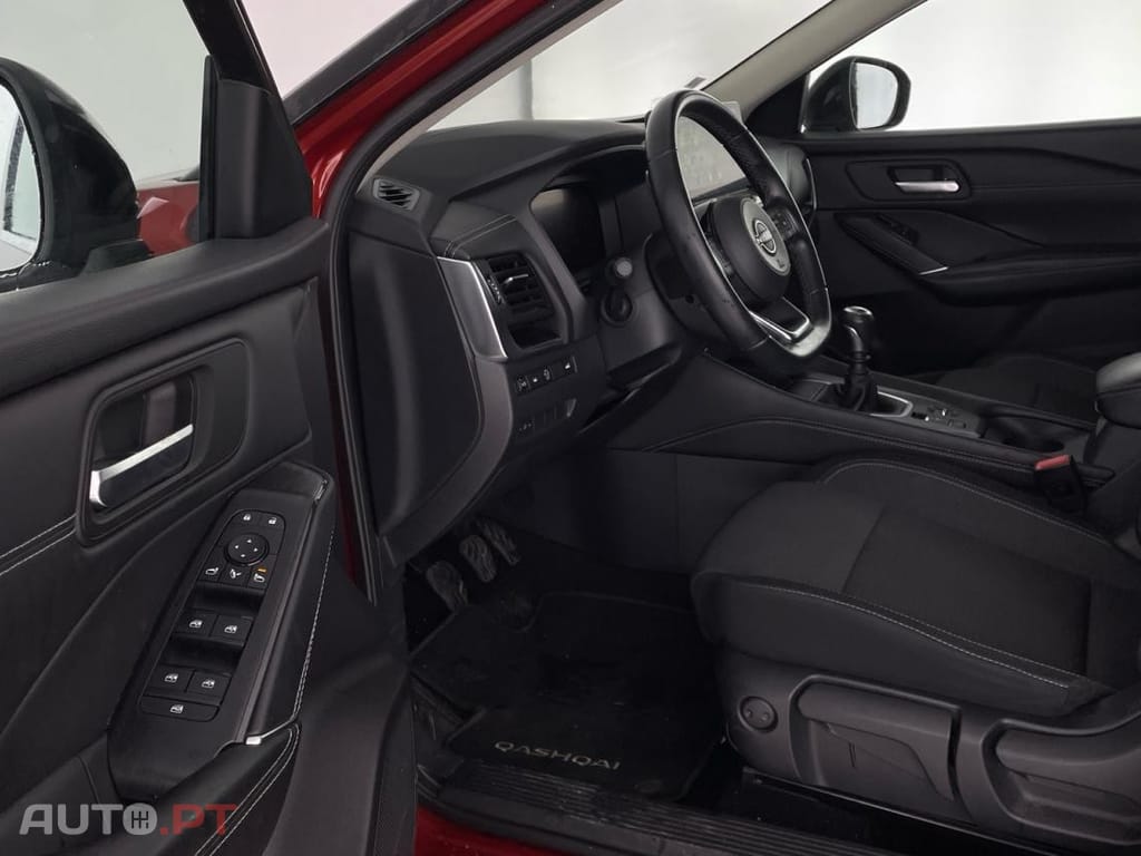 Nissan Qashqai 1.3 DIG-T N-Connecta 