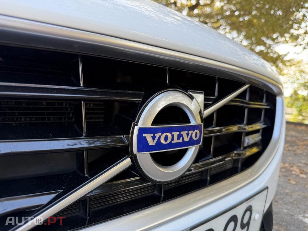 Volvo V40 1.6 D2 Eco R-Design