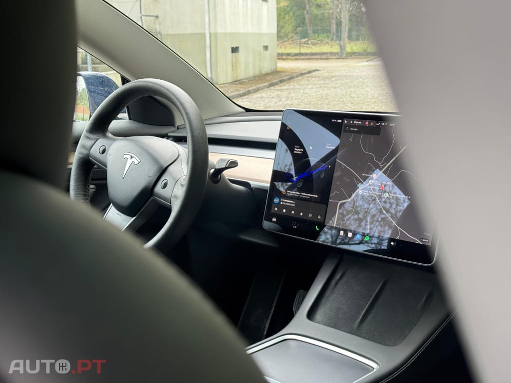 Tesla Model 3 Standard Range Plus RWD
