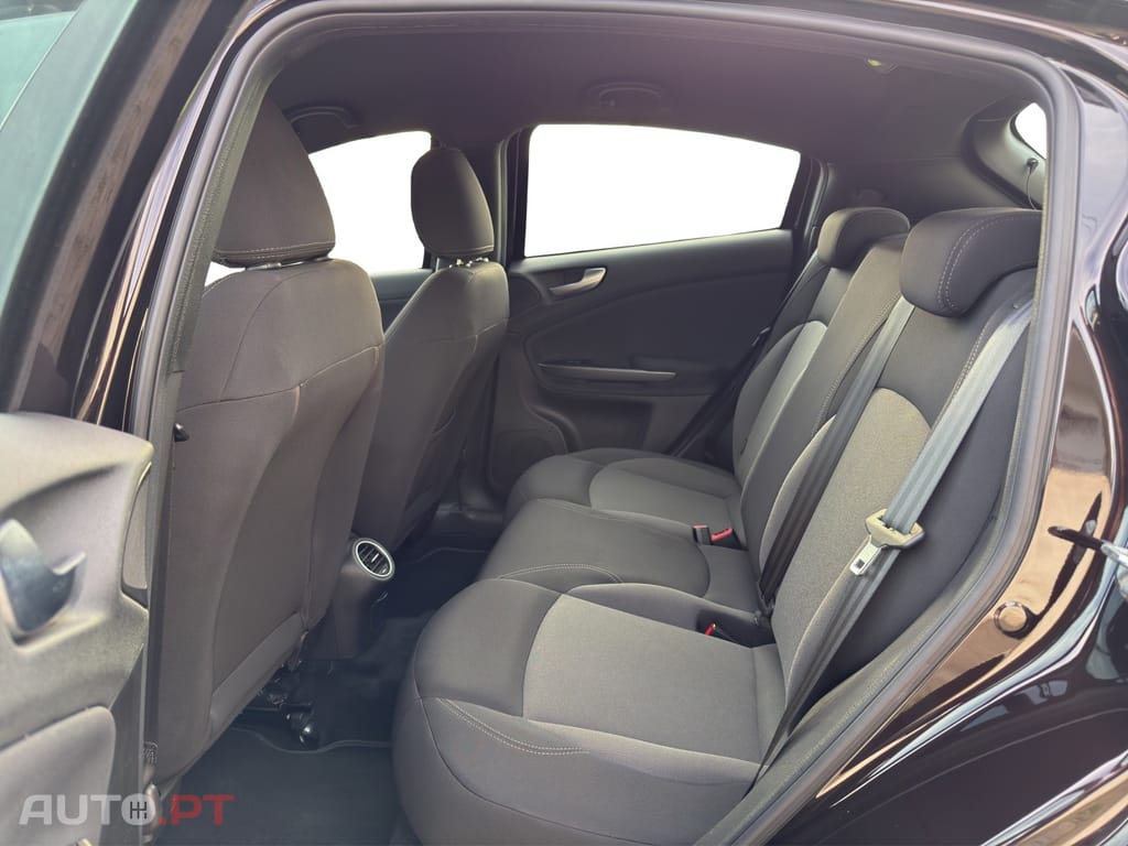 Alfa Romeo Giulietta 1.6 JTDm Distinctive