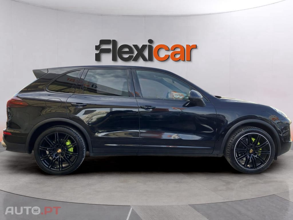 Porsche Cayenne S E-Hybrid