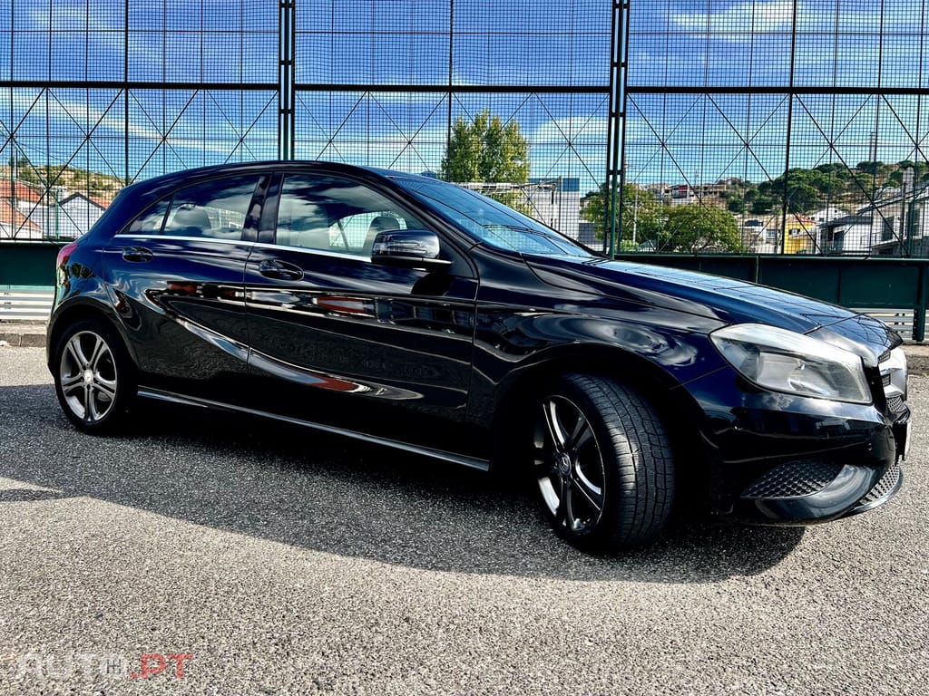 Mercedes-Benz A 180 BlueEFFICIENCY Edition Style