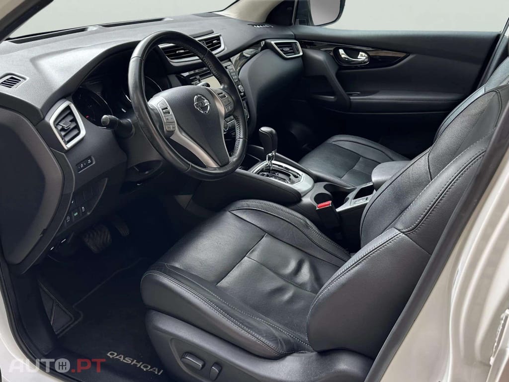 Nissan Qashqai 1.6 dCi Tekna Premium +Xtronic