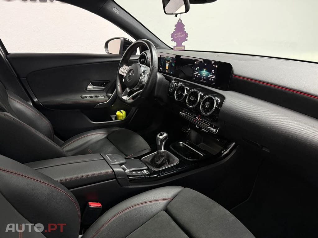 Mercedes-Benz A 160 d AMG Line