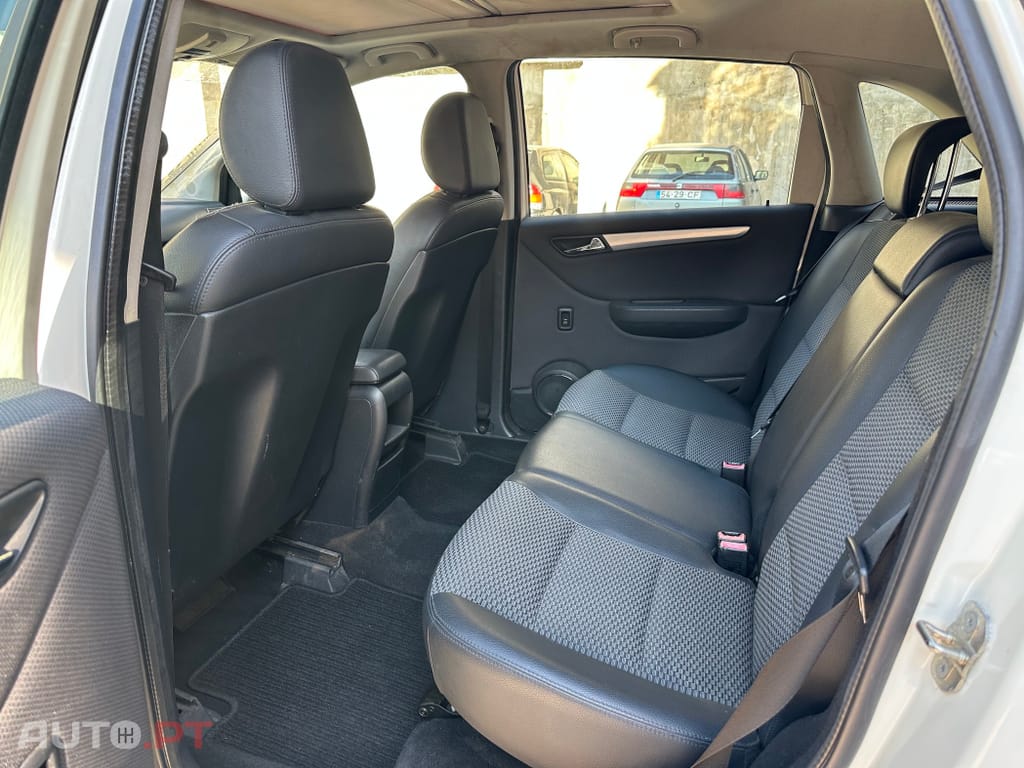 Mercedes-Benz B 200 CDi