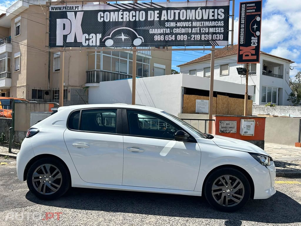 Peugeot 208 1.2 Pure Tech Style- Gasolina