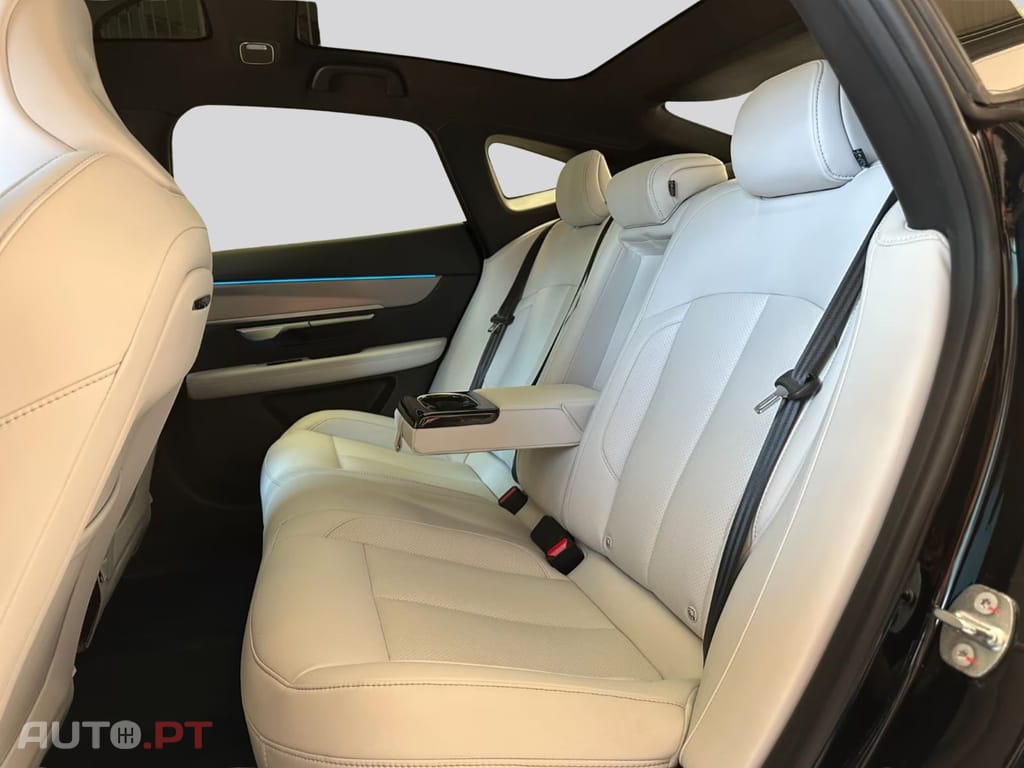 XPeng P7 86kWh AWD Performance 