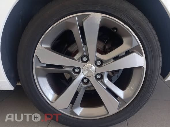 Peugeot 308 SW 1.6 HDi Active J17