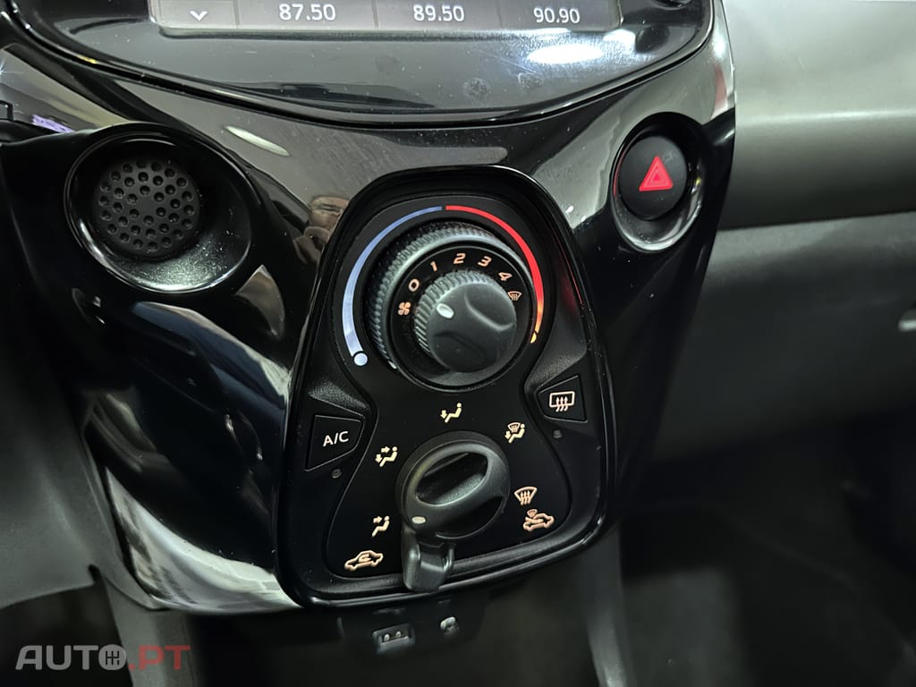 Peugeot 108 1.0 e-VTi Allure