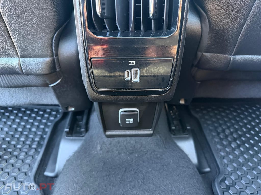 Jeep Compass 1.3 TG Trailhawk