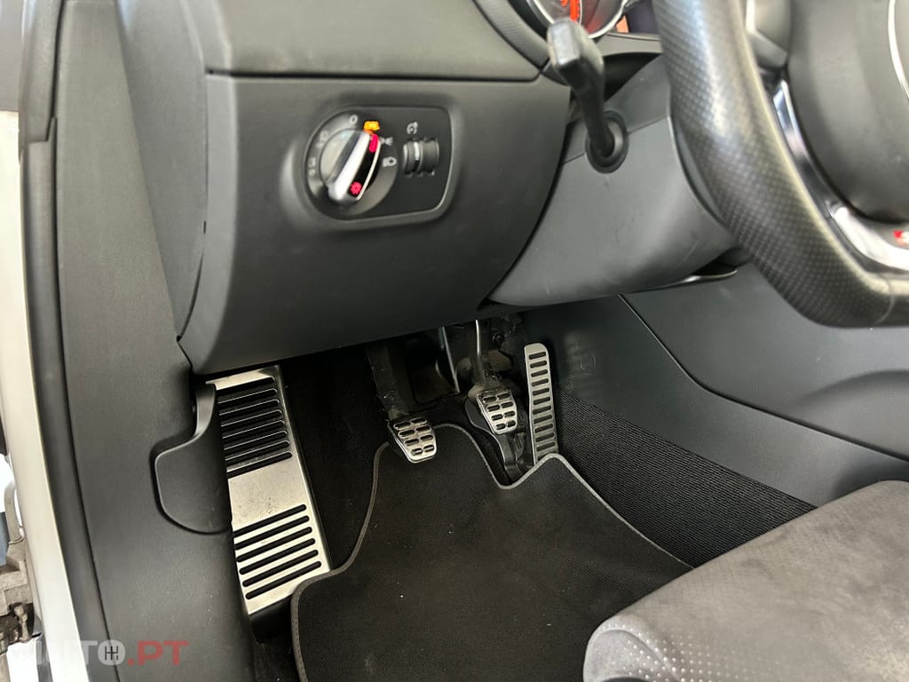 Audi TT 2.0 TFSi S-line