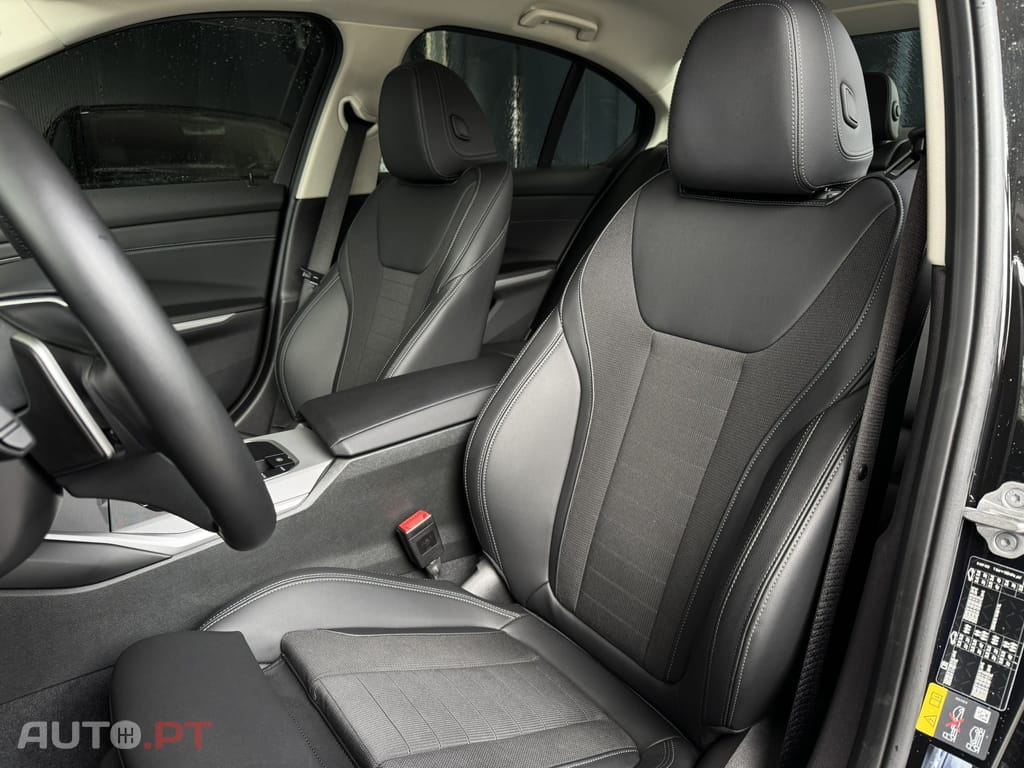 BMW 320 e Auto
