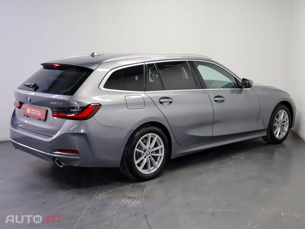 BMW 320 d Auto
