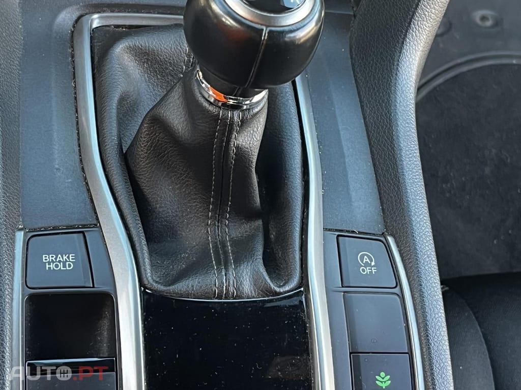 Honda Civic I-VTEC Elegance Navi