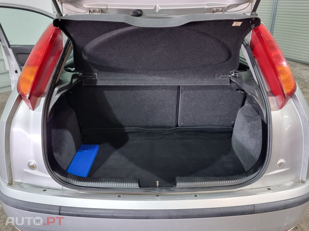 Ford Focus 1.4 X-Trend