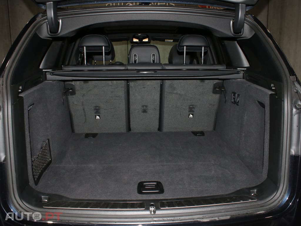 BMW iX3 M Sport Impressive