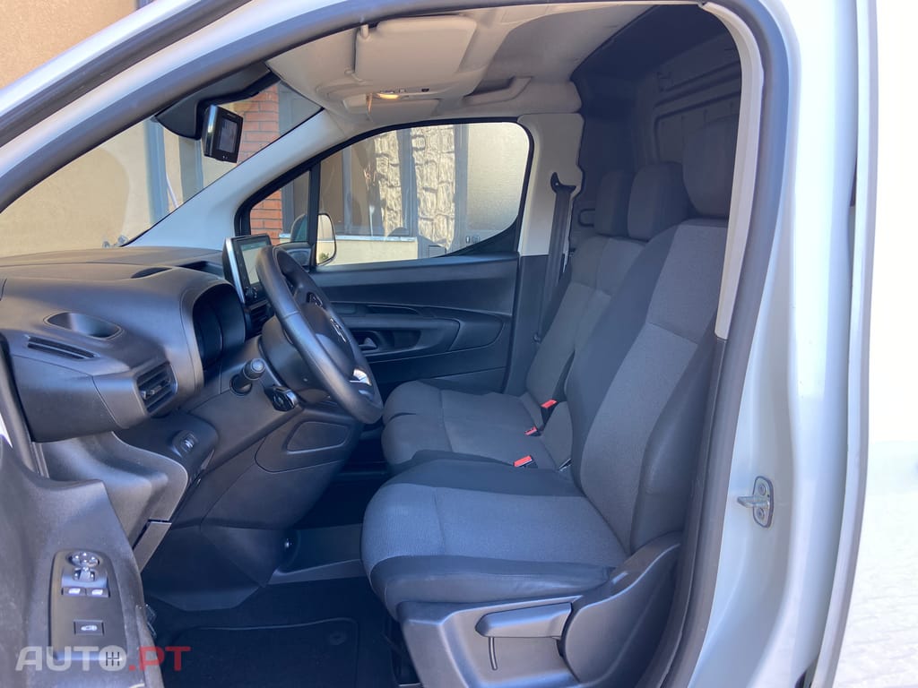 Citroen Berlingo 1.6 HDI 100 CV  CARPALY (dupla porta lateral)